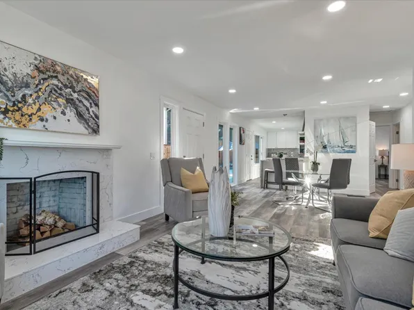 2360 Rollingwood Dr, San Bruno, CA 94066