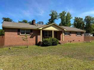 308 N Adair St, Clinton, SC 29325