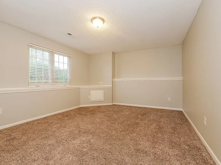515 Hibiscus Dr — Photo 9