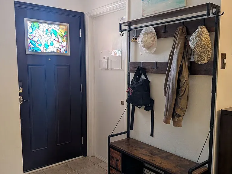 5275 Powrie Dr — Photo 2
