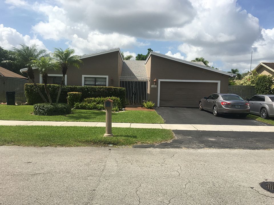 1st image of 13430 SW 99th Ter