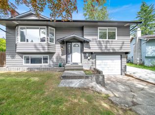 9088 146a St, Surrey, BC V3R 6X7