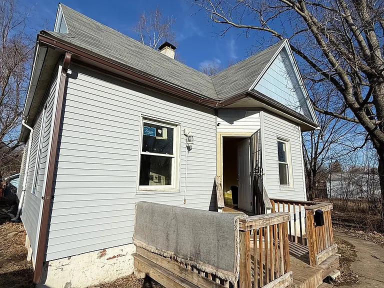 968 W View St — Photo 7