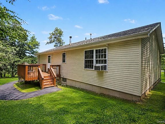 3rd image of 416 Rock Hill Drive