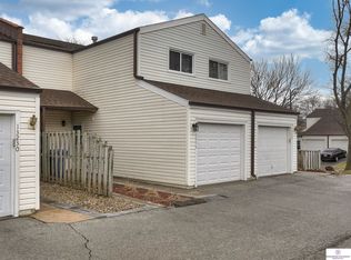 13228 Carpenter St, Omaha, NE 68138
