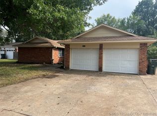 2207 Nebraska St, Muskogee, OK 74403