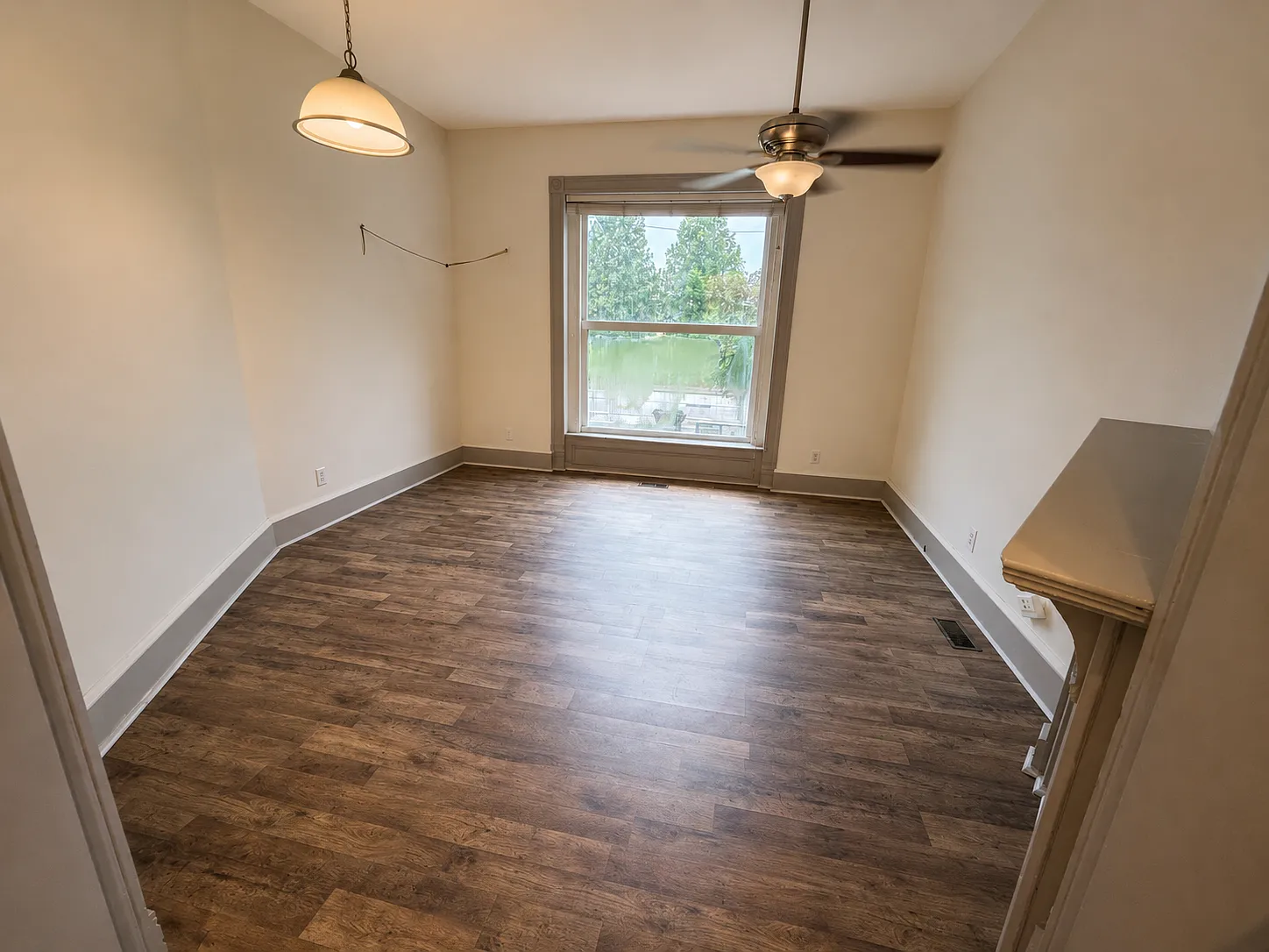 2 bed, 980 sqft, $1,250 — Photo 4