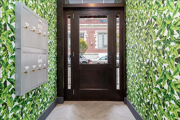 Rented by REAL New York | media 19