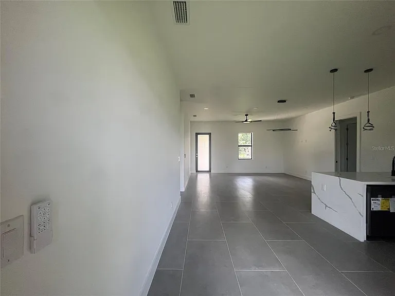 21492 Dollard Ave — Photo 6