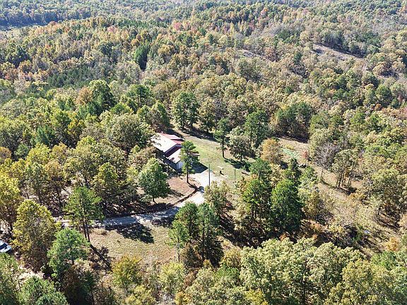 4th image of 760 Red Fern Ln