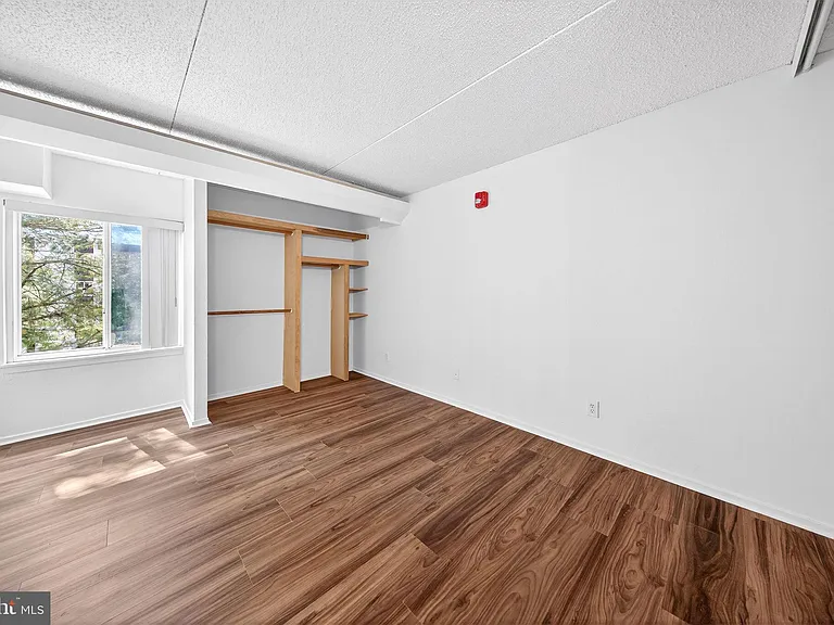 60 S Van Dorn St #413 — Photo 18