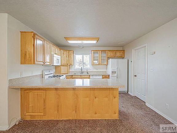 5th image of 116 Douglas Dr