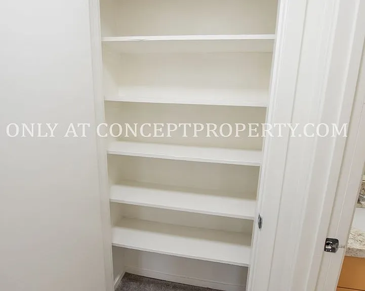 2204 Jefferson Ave — Photo 39