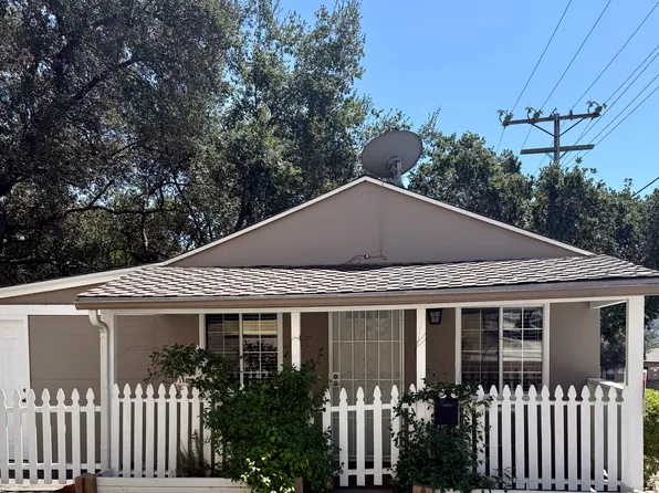 4042 La Crescenta Ave, Montrose, CA 91020