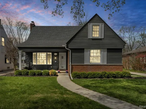 4216 Sheffield Rd, Royal Oak, MI 48073