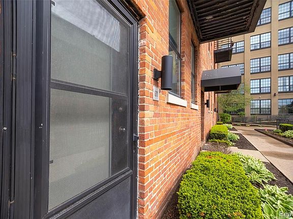 5th image of 6533 E Jefferson Ave APT 127