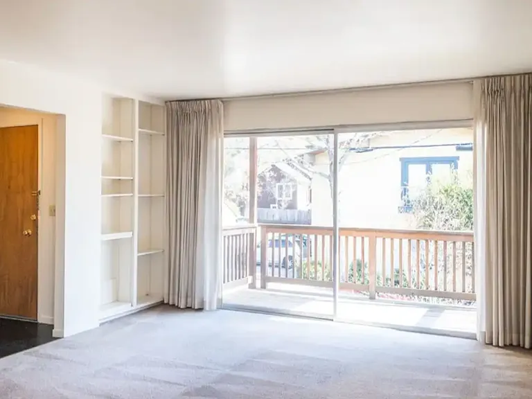 51 Essex St #11 — Photo 1