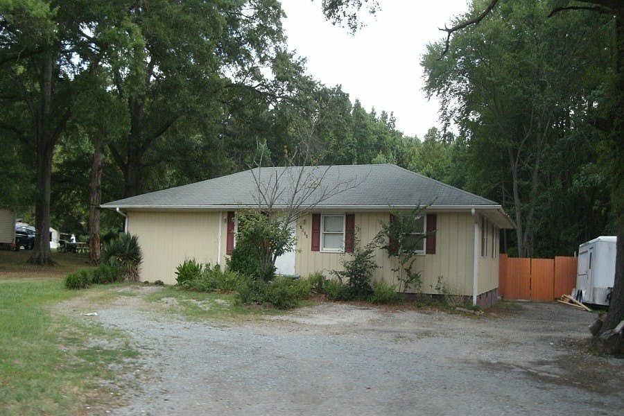 1st image of 3521 Wake Forest Hwy