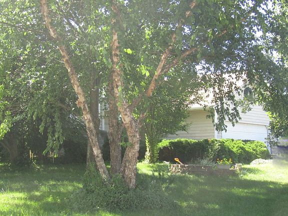 3rd image of 15837 Galveston Ave