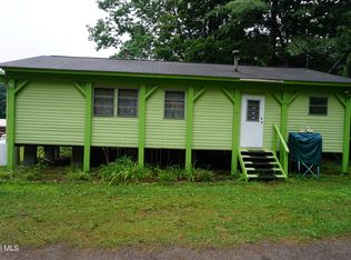 15 Upper Heights Rd, Hadley, NY 12835