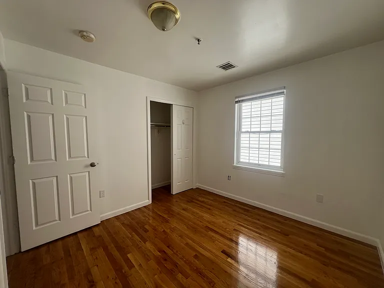 16 Bergen Ave #2 — Photo 4