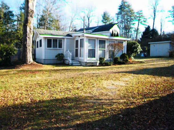 261 Dockham Shore Road #D, Gilford, NH 03249