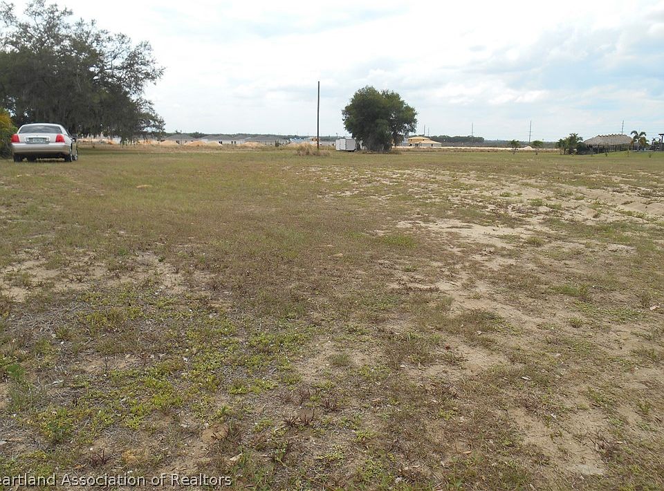 2nd image of 1859 Hibiscus Dr
