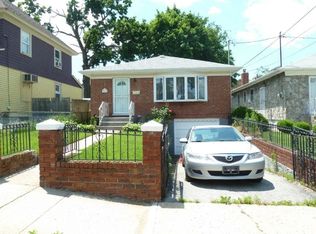 3518 215th Pl, Bayside, NY 11361