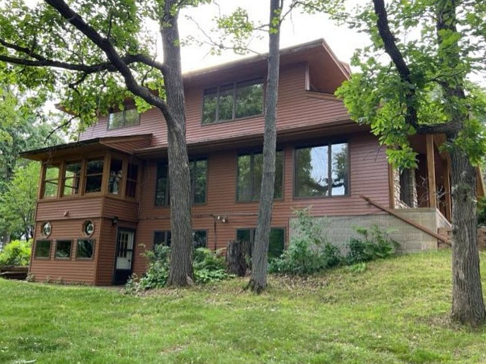 1st image of 335 Chadwood Ln SW