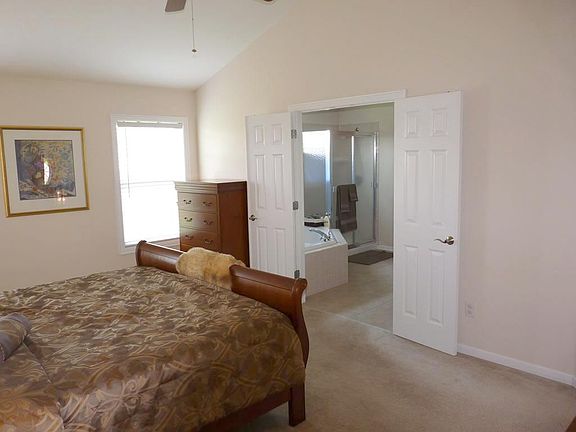 5th image of 7484 Bent Oak Ct