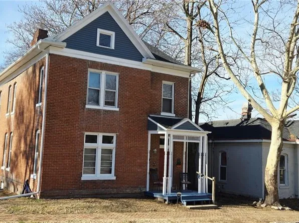 220 N 17th St, Saint Joseph, MO 64501