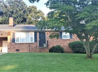 1936 Silver Creek Dr, Gastonia, NC 28052