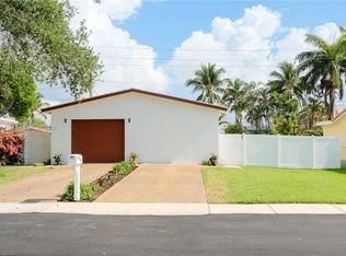 205 SE 4th St, Dania Beach, FL 33004
