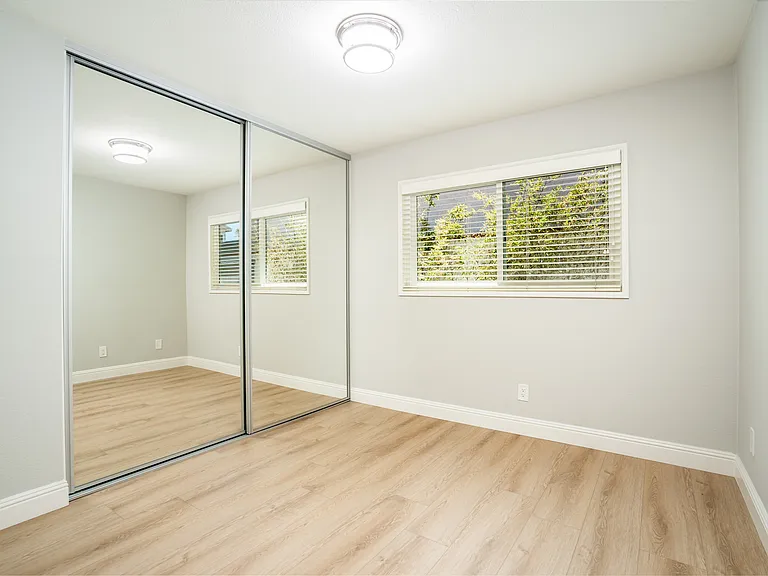 7201 Slater Ave — Photo 23