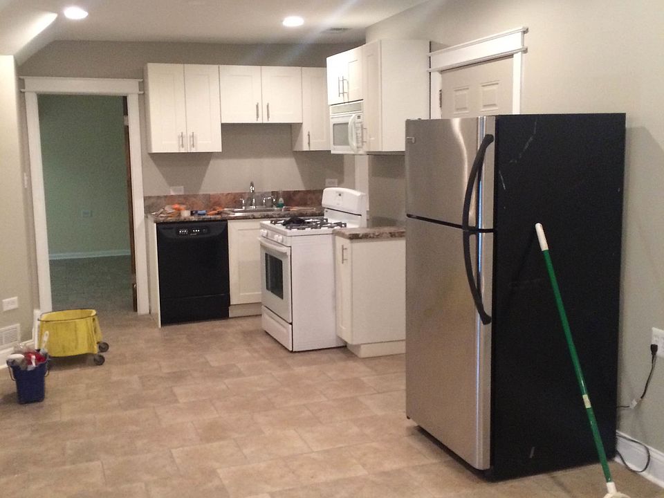 1st image of 1507 S Homan Ave #G