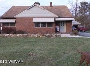 2997 Eagle Valley Rd, Mill Hall, PA 17751