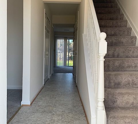 4th image of 15 Coventry Ct