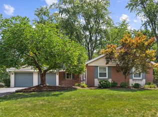 509 Hawthorne Rd, Frankfort, IL 60423