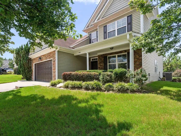 330 Florence Dr, Clayton, NC 27527