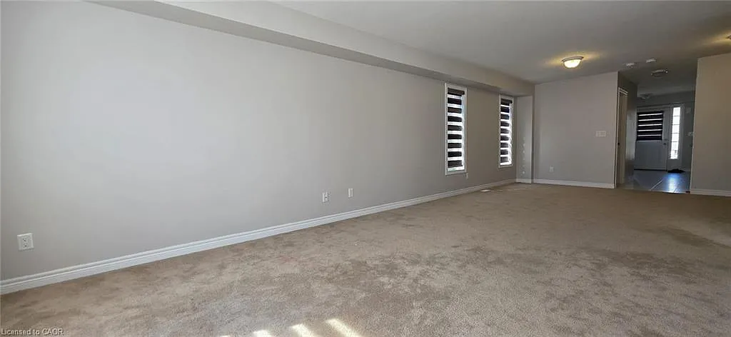 3 bed, 2.0 bath, 2024 sqft, $2,800 — Photo 2
