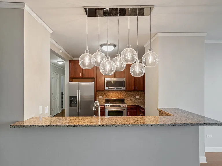 450 E Waterside Dr #1102 — Photo 5