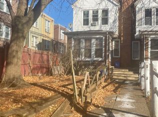 1831 Georges Ln, Philadelphia, PA 19131