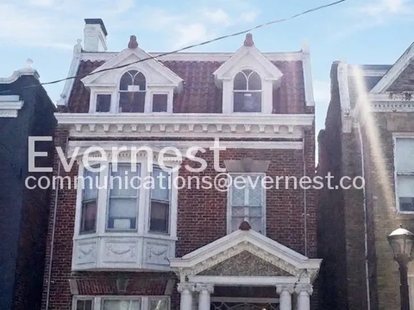 2207 W Grace St APT C, Richmond, VA 23220