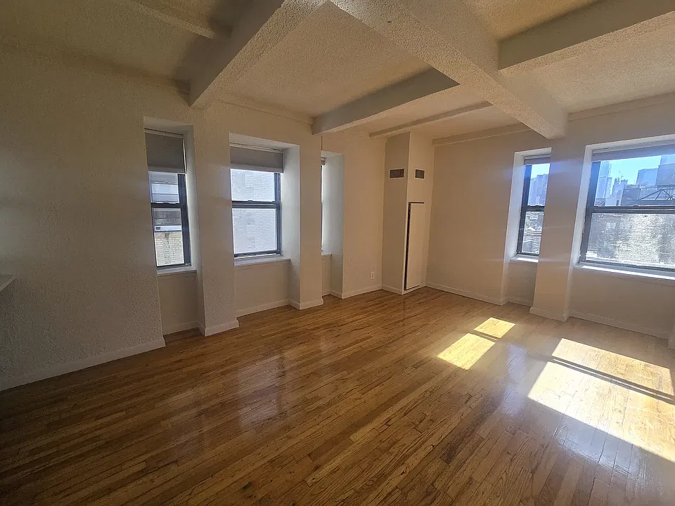 160 Bleecker St #7AWW