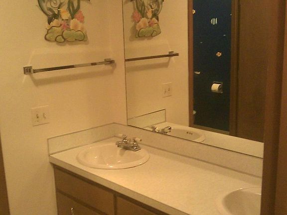 5th image of 7037 Bridgewater Dr SE