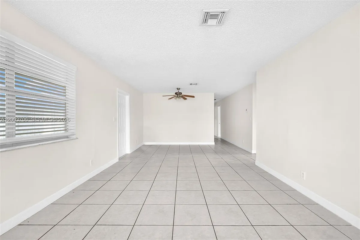 Building Photo - 2127 McKinley St #BACK