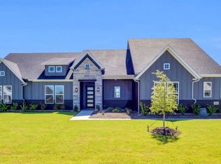 1651 Blackfoot Pkwy, Waxahachie, TX 75165