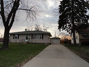 2nd image of 22 N Adams St