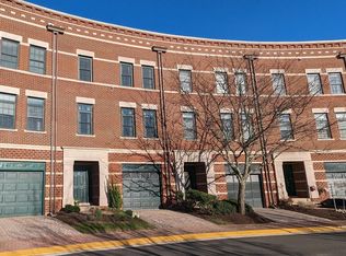 12128 Chancery Station Cir, Reston, VA 20190