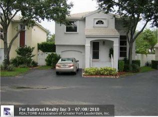 9868 NW 2nd St, Plantation, FL 33324